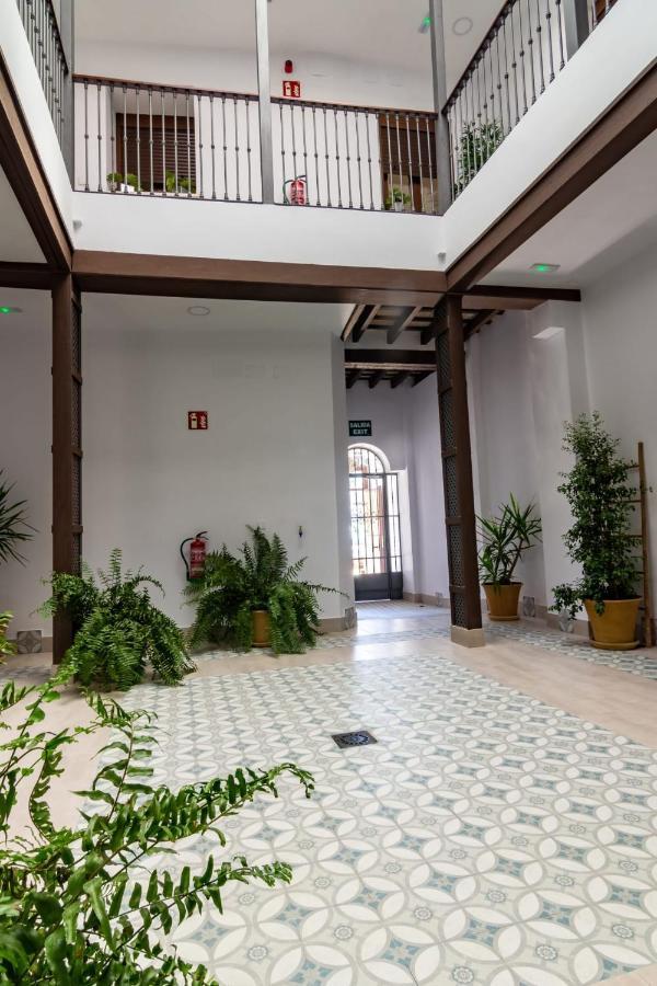 Apartamentos Turisticos Mamelon Херес де ла Фронтера Екстериор снимка