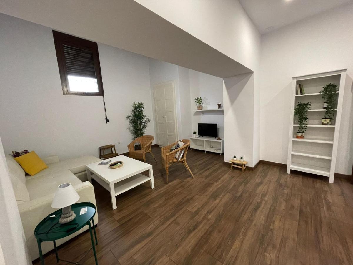 Apartamentos Turisticos Mamelon Херес де ла Фронтера Екстериор снимка